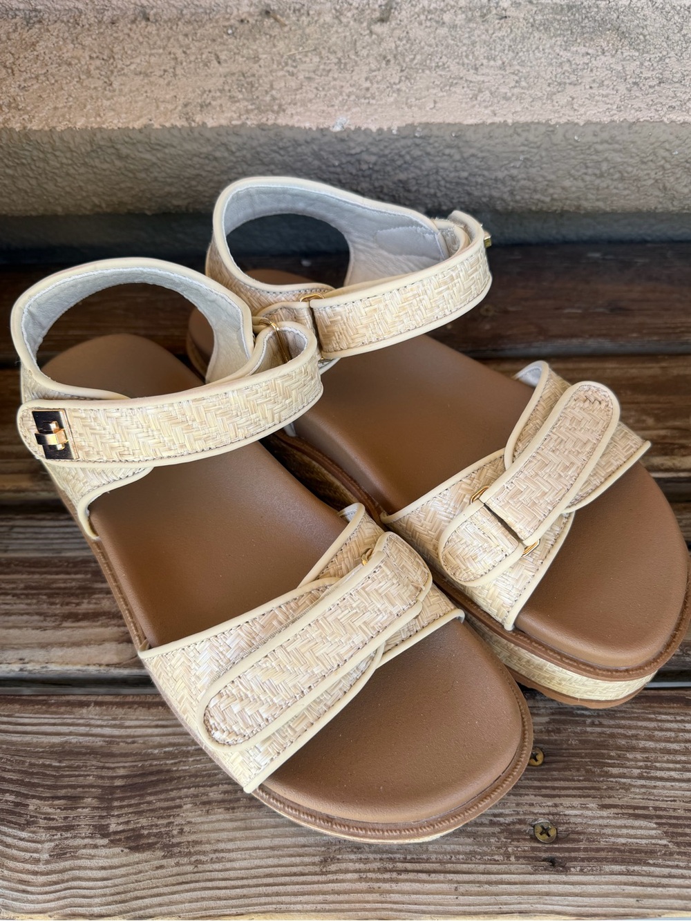 SO brand Ribbed Tan Slide Sandals